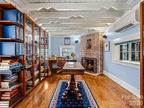24 Kimberly Avenue Asheville NC 28804