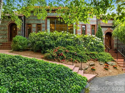 24 Kimberly Avenue Asheville NC 28804