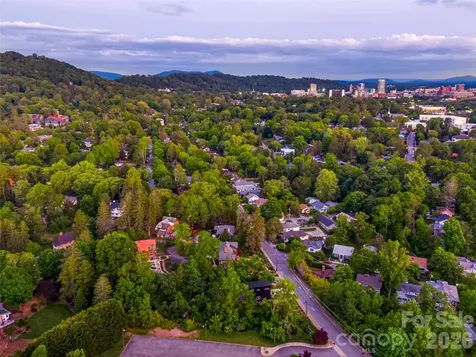 24 Kimberly Avenue Asheville NC 28804