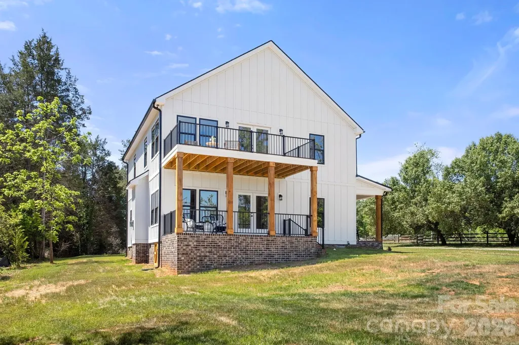 4762 Lazy Lane Denver NC 28037