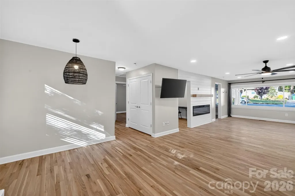 1816 Anderson Street Charlotte NC 28205