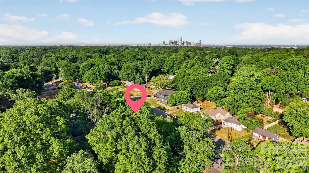 1816 Anderson Street Charlotte NC 28205