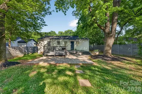 1816 Anderson Street Charlotte NC 28205