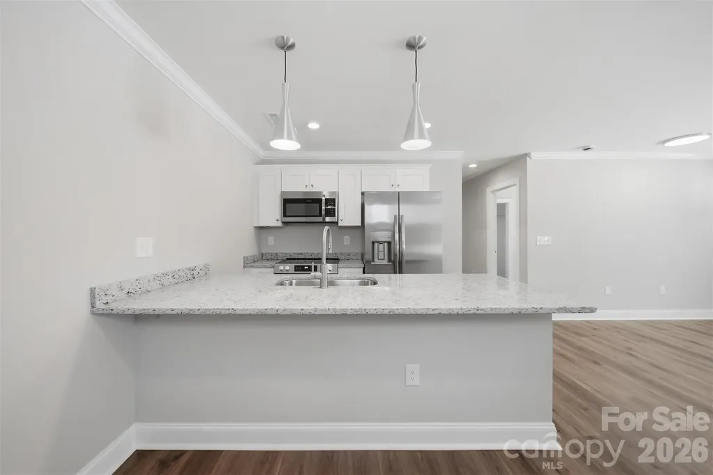 1294 18th Street NE Hickory NC 28601