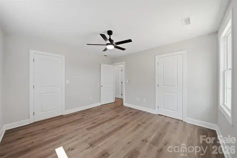 1294 18th Street NE Hickory NC 28601