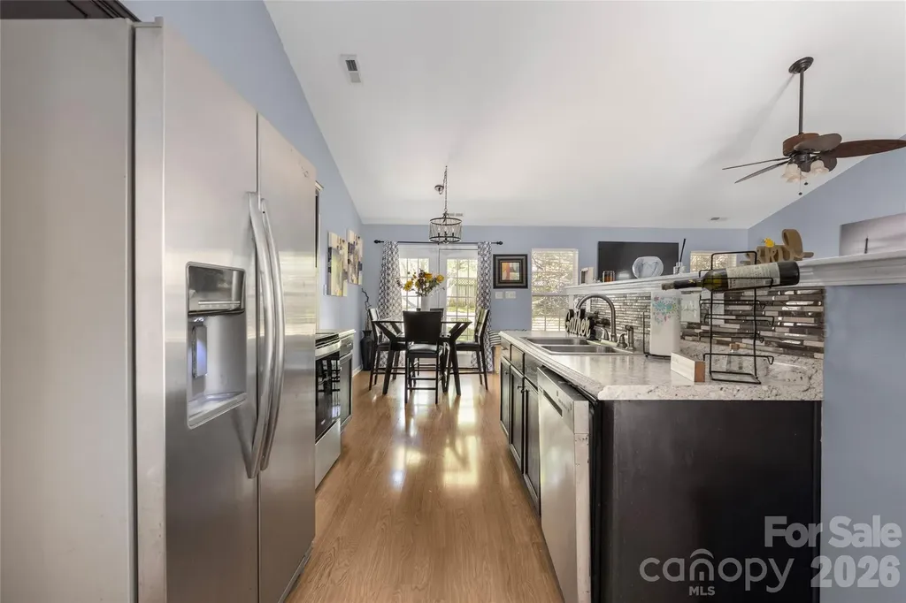 9713 Veronica Drive Charlotte NC 28215