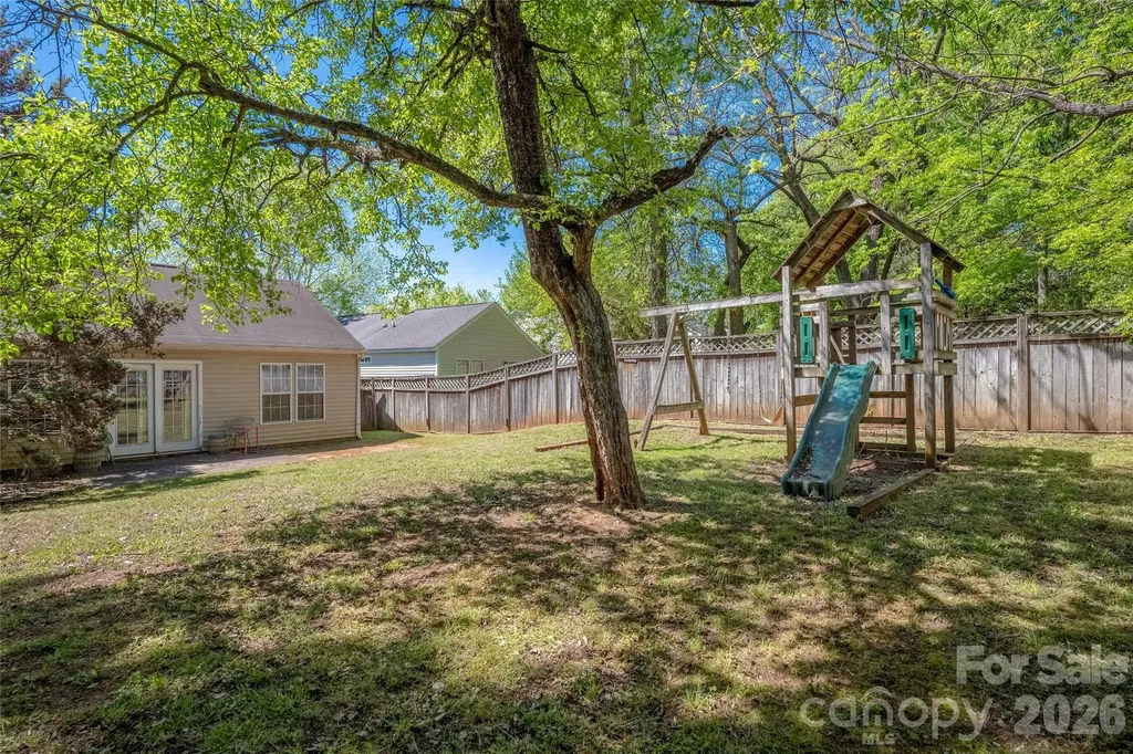 9713 Veronica Drive Charlotte NC 28215