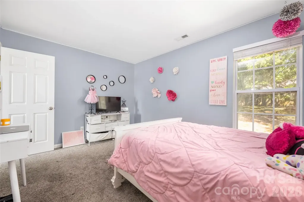 9713 Veronica Drive Charlotte NC 28215