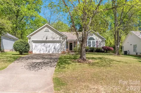 9713 Veronica Drive Charlotte NC 28215