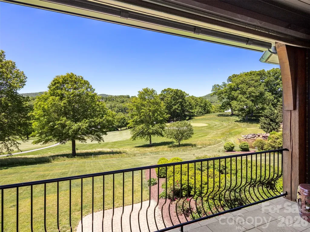 14 Golfside Court Arden NC 28704