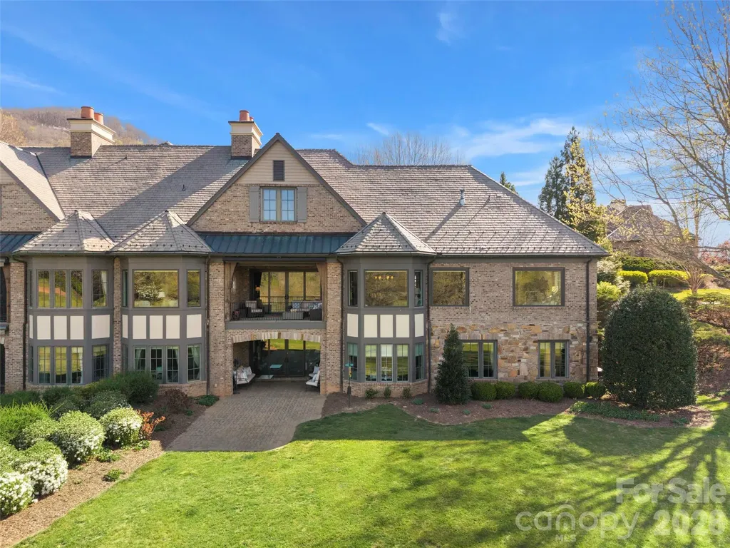 14 Golfside Court Arden NC 28704