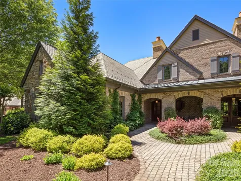 14 Golfside Court Arden NC 28704