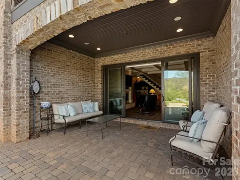 14 Golfside Court Arden NC 28704