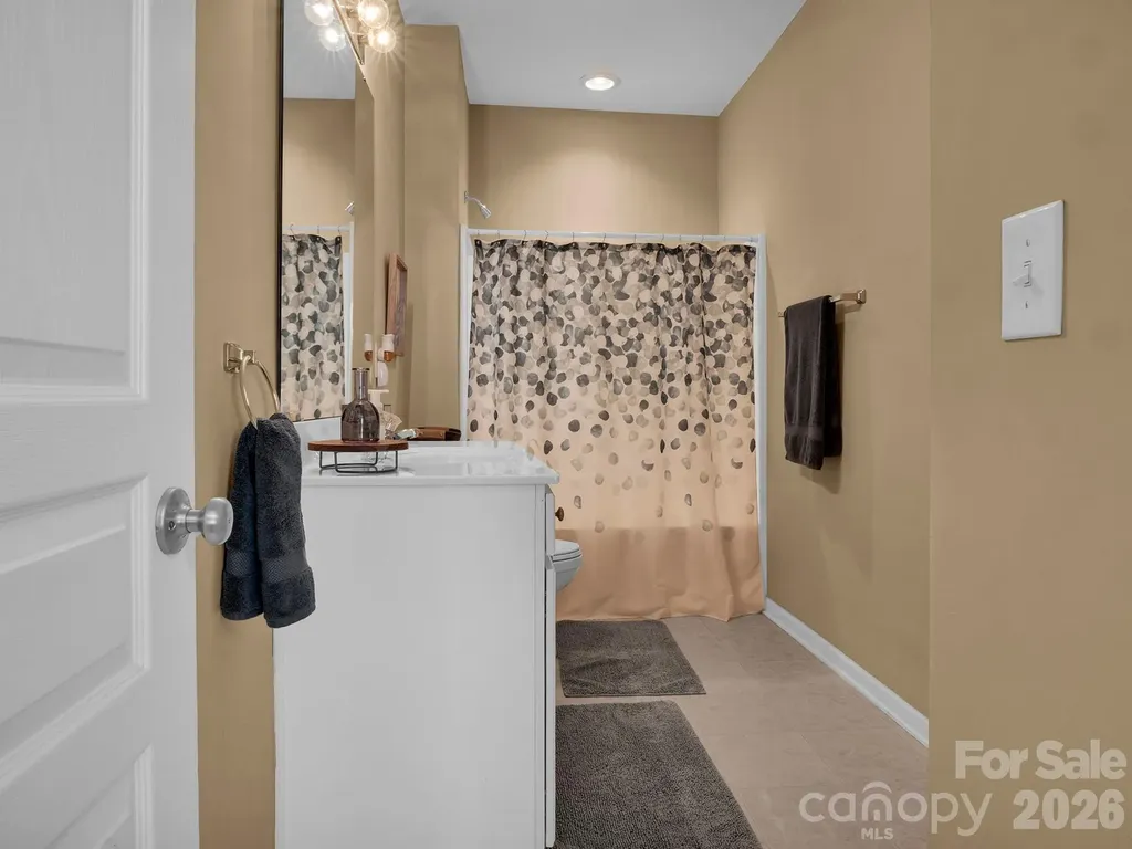 8444 Brookings Drive Charlotte NC 28269