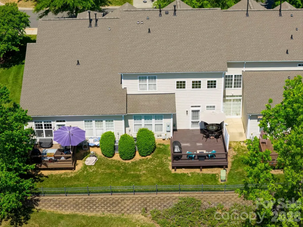8444 Brookings Drive Charlotte NC 28269