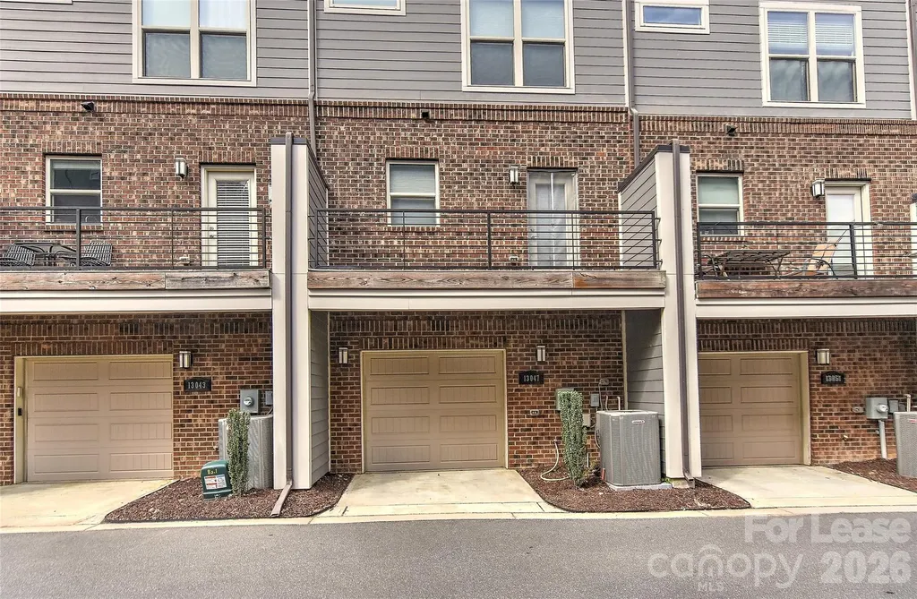 13047 Tinton Avenue Charlotte NC 28204