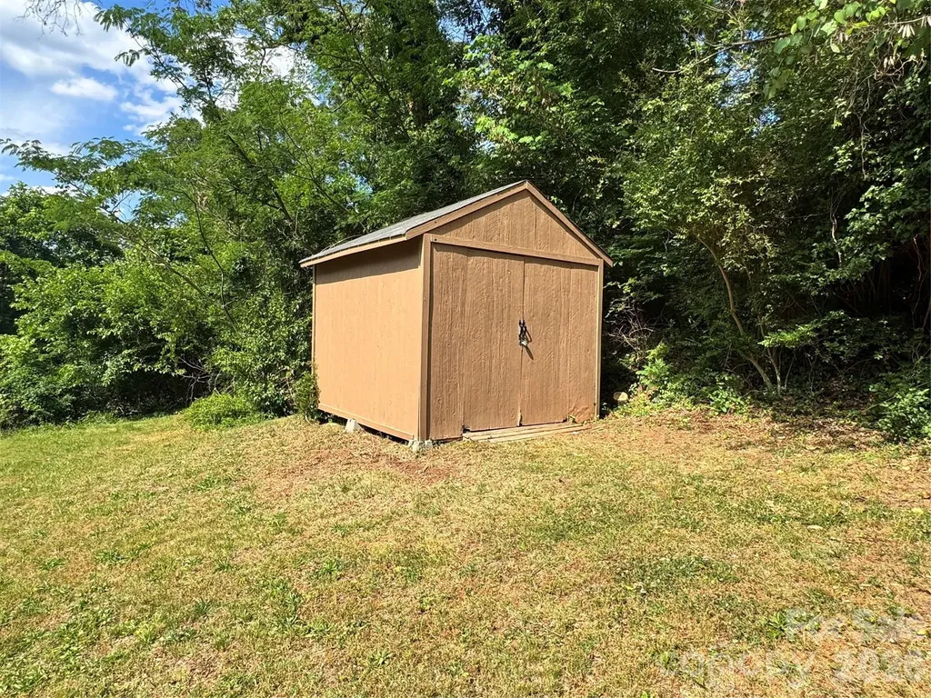 153 American Avenue NE Concord NC 28025