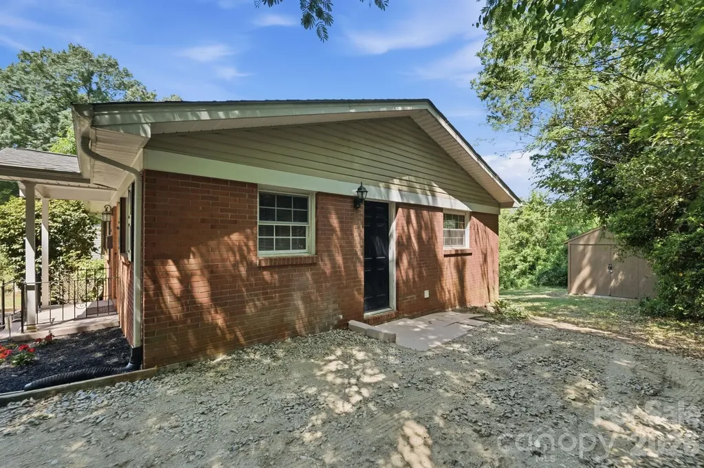 153 American Avenue NE Concord NC 28025