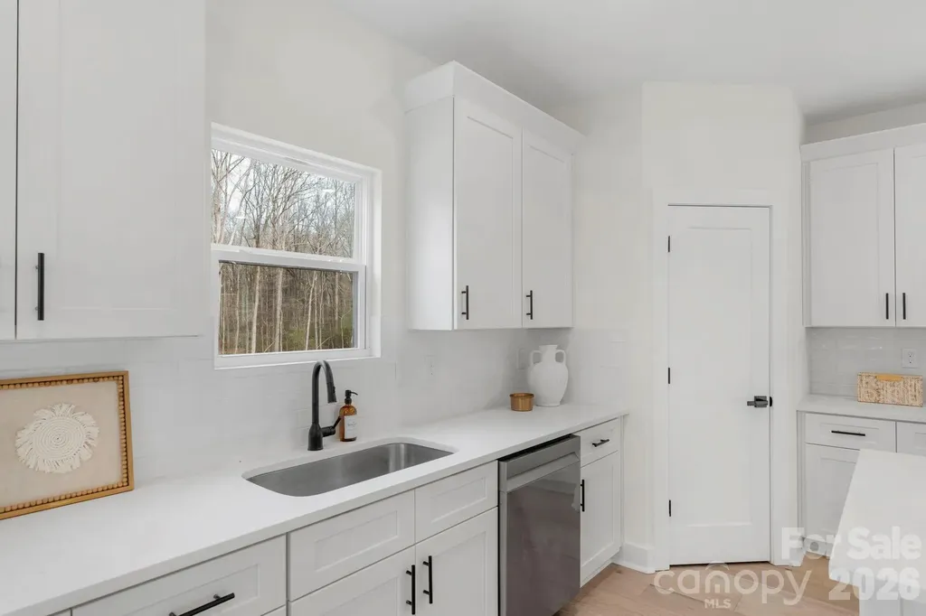 5002 Parkwood School Road Waxhaw NC 28173