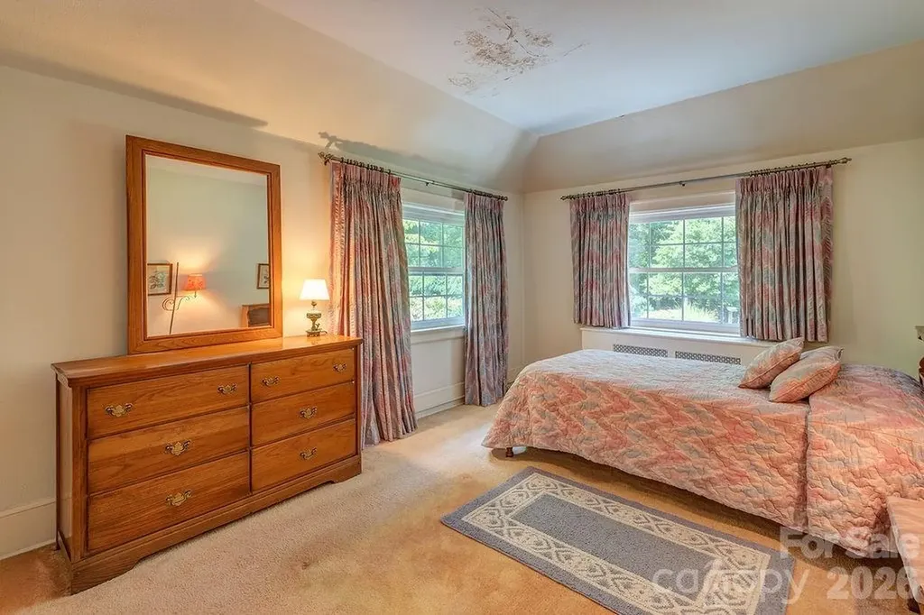 88 Bear Creek Road Asheville NC 28806