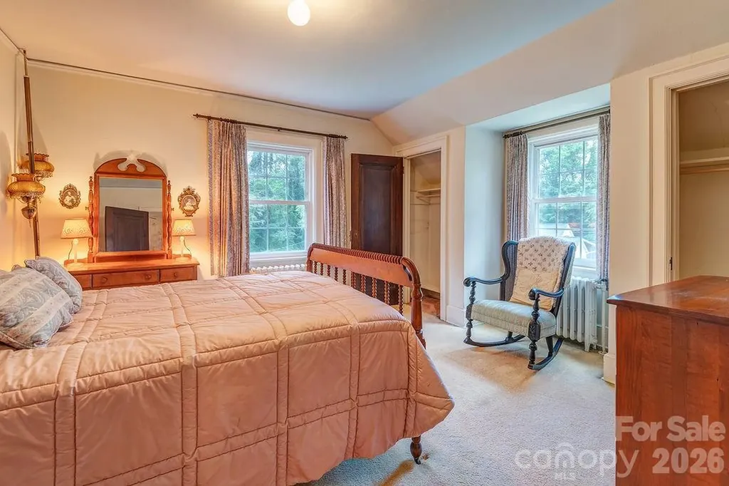88 Bear Creek Road Asheville NC 28806