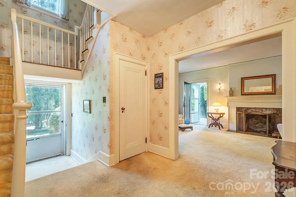 88 Bear Creek Road Asheville NC 28806