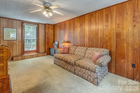 88 Bear Creek Road Asheville NC 28806