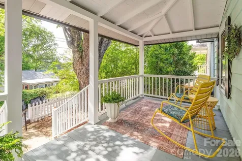 3 Irving Street Asheville NC 28804