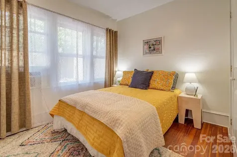 3 Irving Street Asheville NC 28804