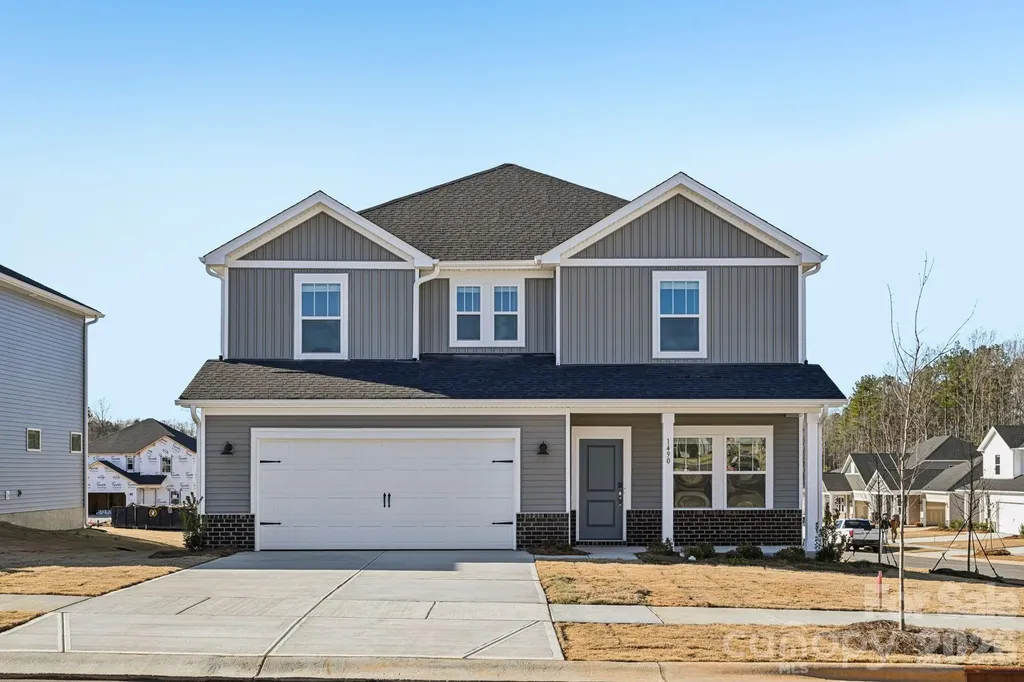 2070 Sunflower Circle Newton NC 28658