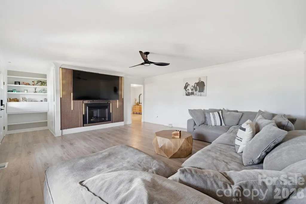 5009 Hemby Road Matthews NC 28104