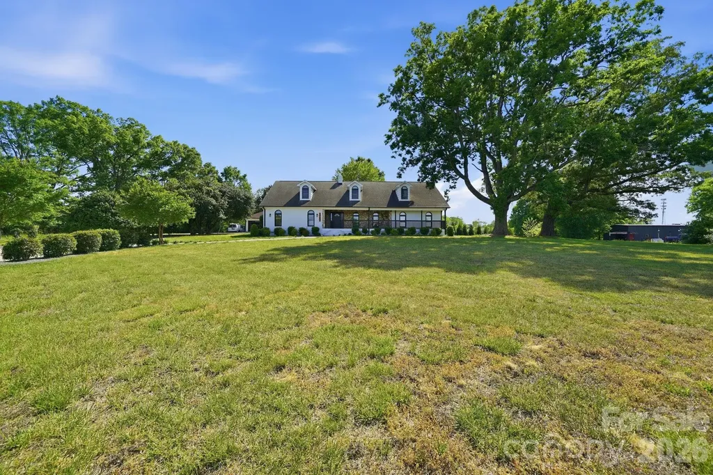 5009 Hemby Road Matthews NC 28104