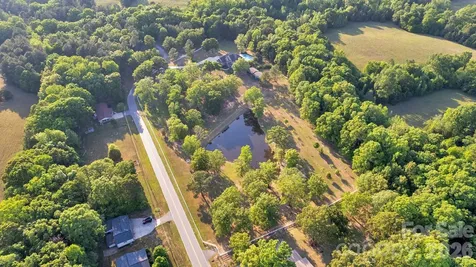 1171 Hilldale Drive Lancaster SC 29720