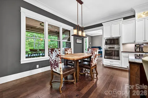 671 Mills River Way Horse Shoe NC 28742