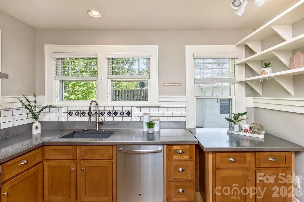 178 Coleman Avenue Asheville NC 28801