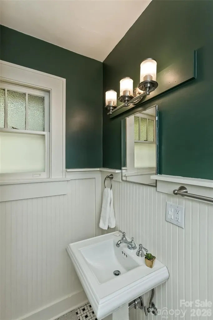 178 Coleman Avenue Asheville NC 28801
