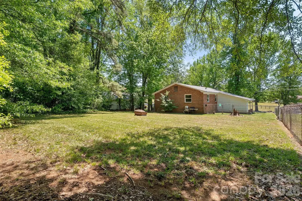 605 E Boston Avenue Bessemer City NC 28016