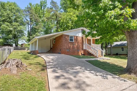 605 E Boston Avenue Bessemer City NC 28016