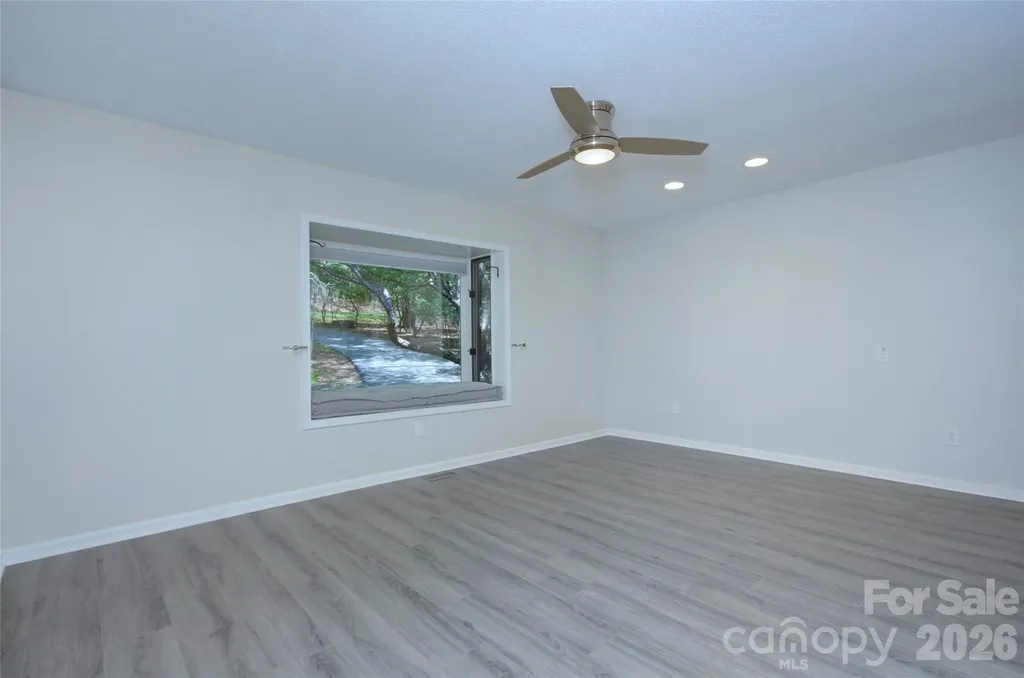 960 Middle Connestee Trail Brevard NC 28712