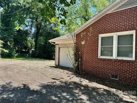 710 Neil Street Gastonia NC 28052