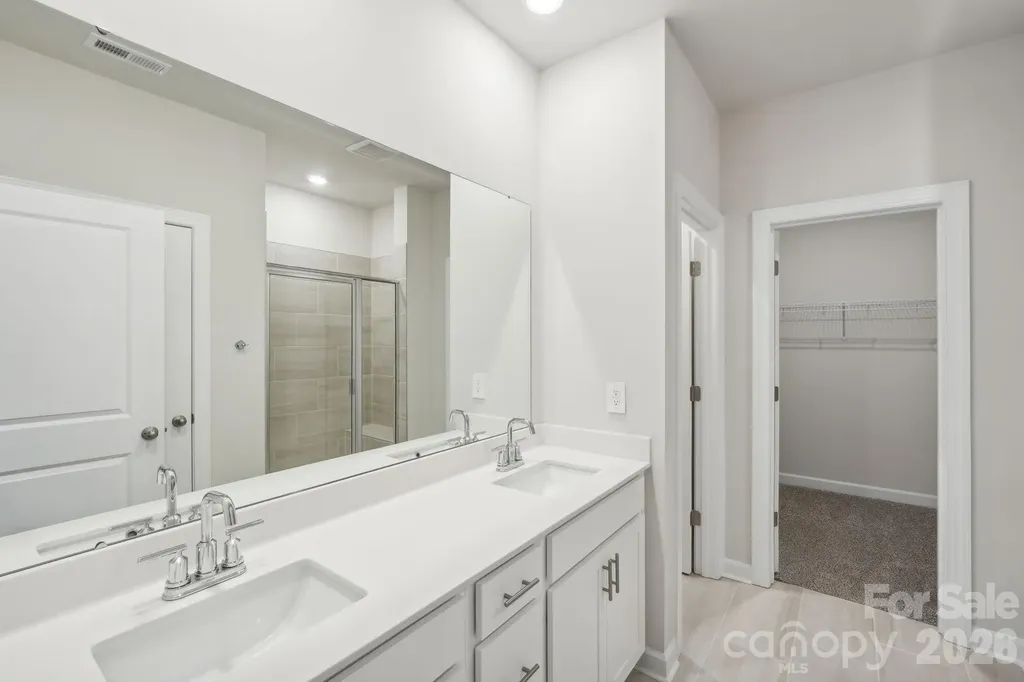 2453 Chartwell Street Stanley NC 28164