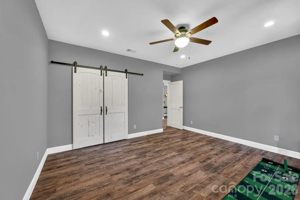 108 Fairway Knoll Drive Hendersonville NC 28739