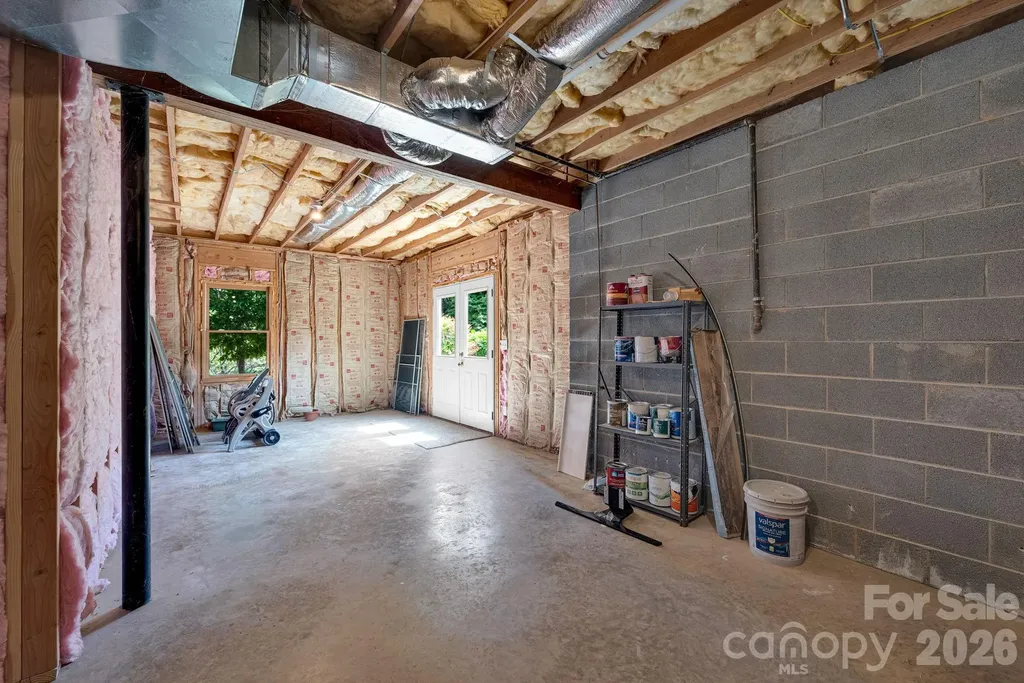 108 Fairway Knoll Drive Hendersonville NC 28739