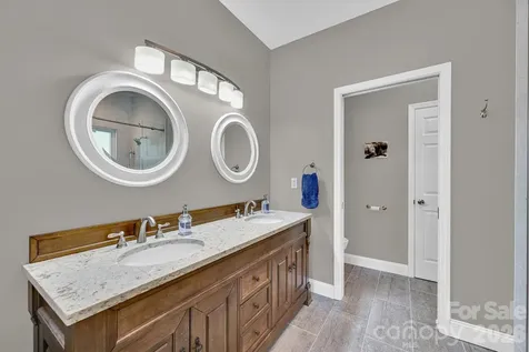 108 Fairway Knoll Drive Hendersonville NC 28739