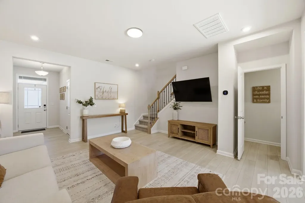 15617 Little Bluestem Street Charlotte NC 28278