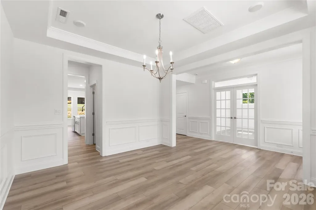 5944 Bakers Point Hickory NC 28602