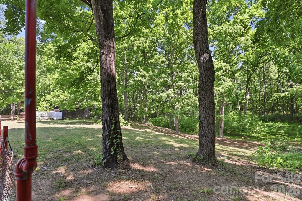 136 Woodridge Lane Mooresville NC 28115
