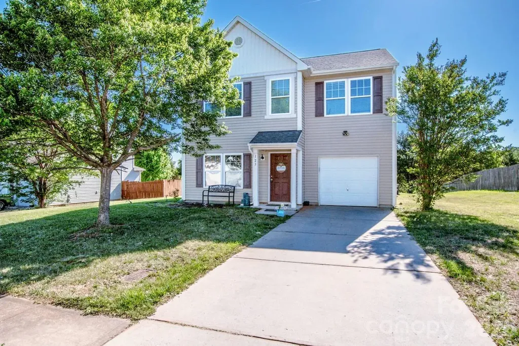 123 Kingsgate Court Statesville NC 28625