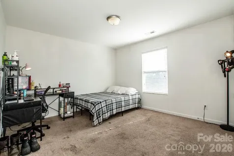 123 Kingsgate Court Statesville NC 28625