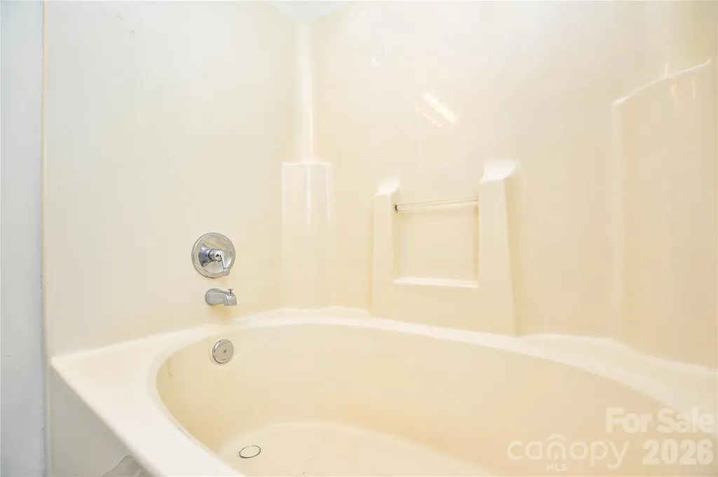 1009 Karendale Avenue Charlotte NC 28208